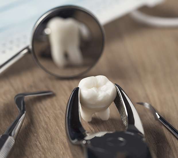 Pleasant Grove When Is a Tooth Extraction Necessary